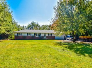 5064 Taylor Rd, Atwater, OH 44201