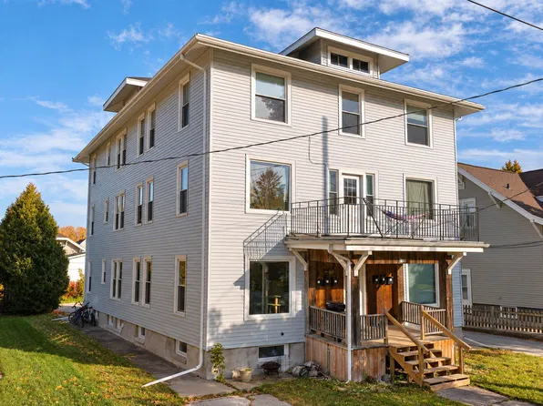 1115 S 15th St, Manitowoc, WI 54220