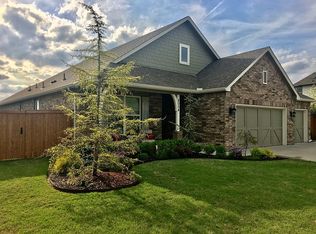 8004 S 15th St, Broken Arrow, OK 74011