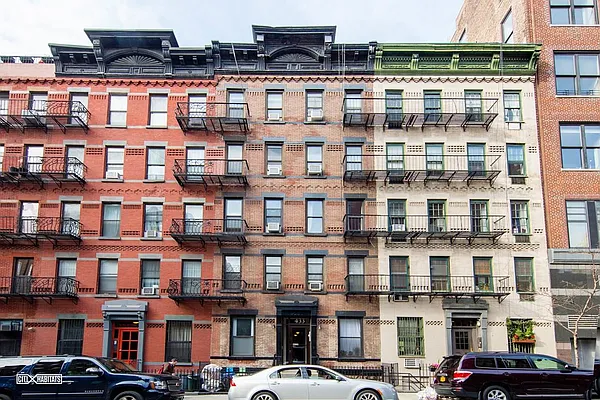 Sold by Citi Habitats | media 6