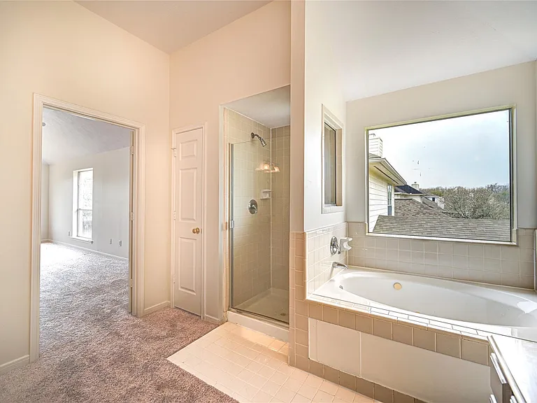 11906 Dinosaur Valley Dr — Photo 34