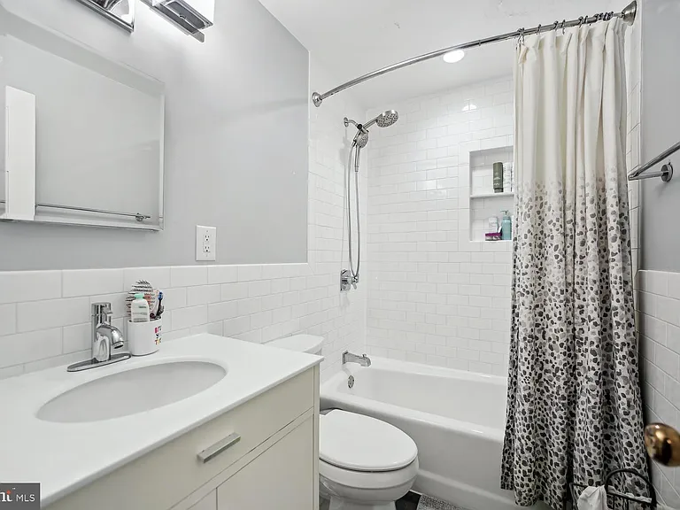 1325 13th St NW #38 — Photo 25