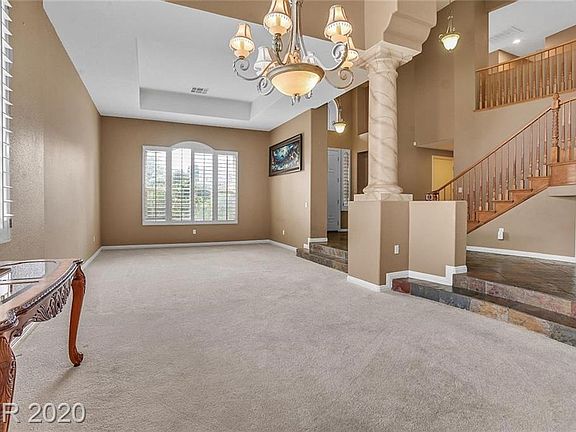 4th image of 9424 Queen Charlotte Dr