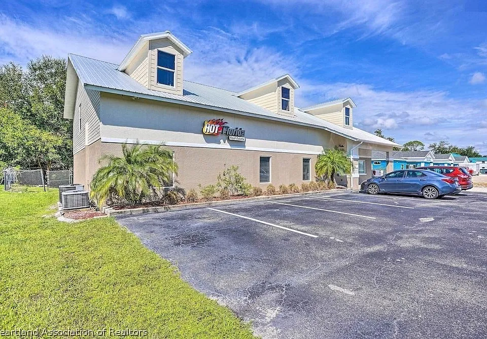 5621 US Highway 27 N
