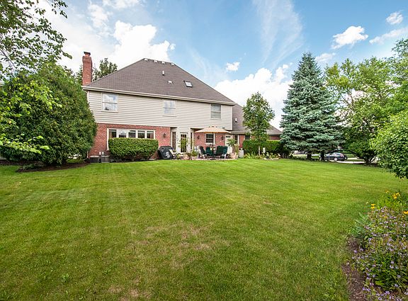 2nd image of 17053 Warbler Ln