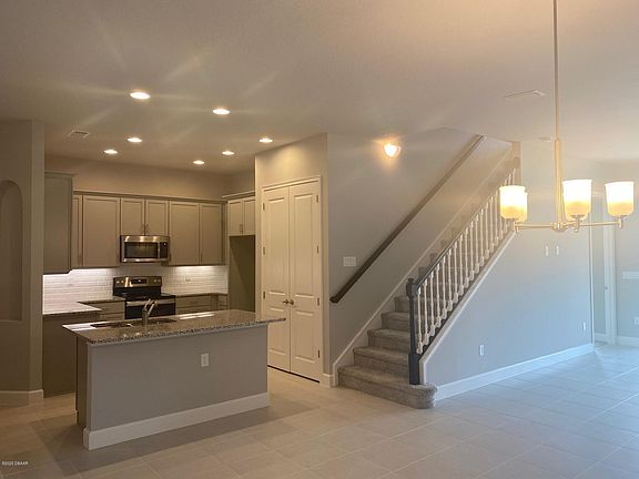 4th image of 6412 Hanfield Ln