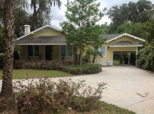 290 1st St, Apopka, FL 32703