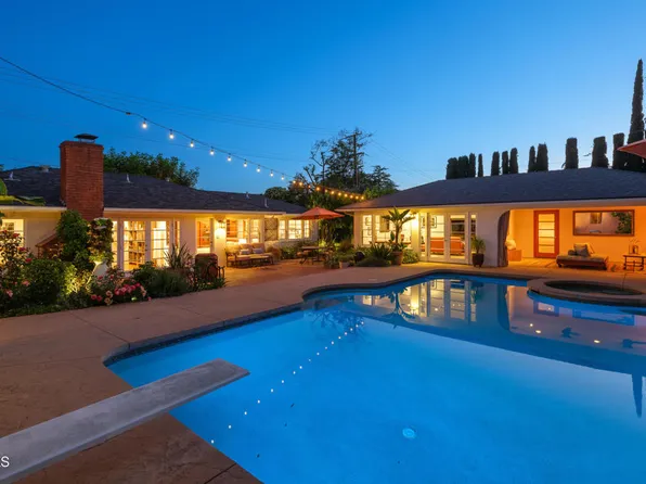 1215 Flanders Rd, La Canada Flintridge, CA 91011