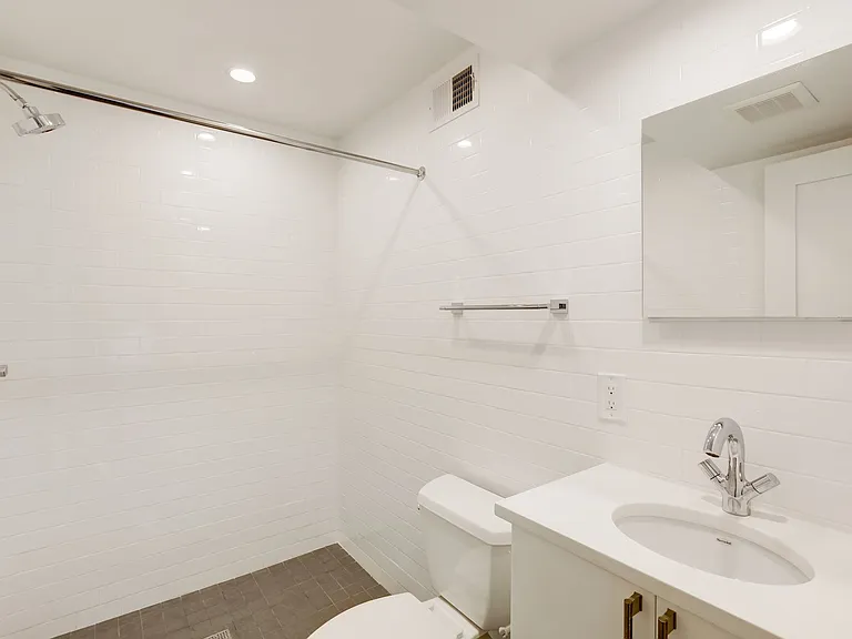215 Upshur St NW #1 — Photo 5
