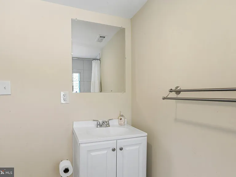 3700 Old Milford Mill Rd — Photo 27