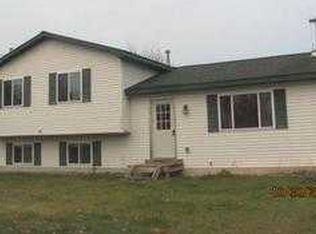 2659 N Hulbert Rd, Interlochen, MI 49643