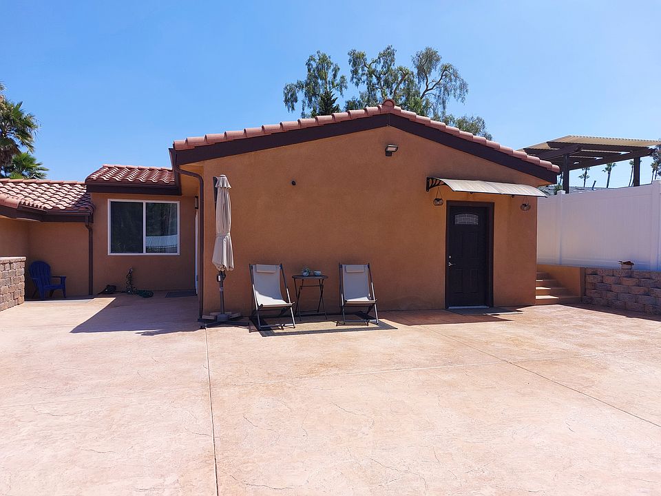 1st image of 709A Vale View Dr