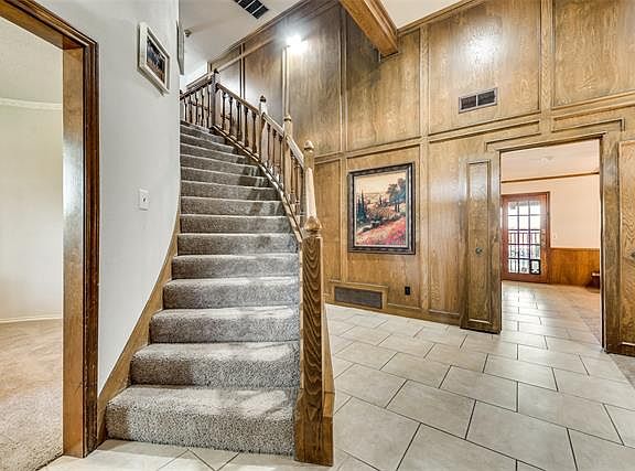 4th image of 3100 Sebring Dr
