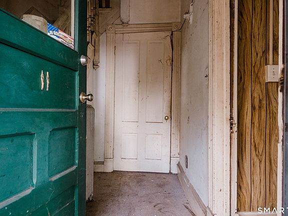 3rd image of 11 Bellevue Street
