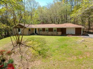 9426 Indian Springs Dr, Roswell, GA 30075
