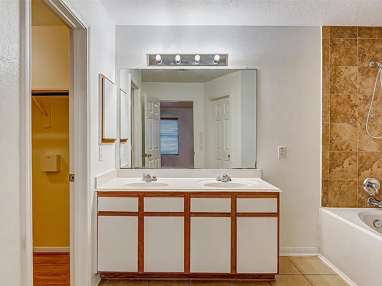3238 Clipper Winds Way — Photo 16