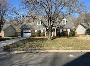 12115 Landing Green Dr, Charlotte, NC 28277