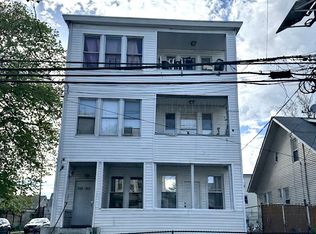 522 E 24th St #2, Paterson, NJ 07514