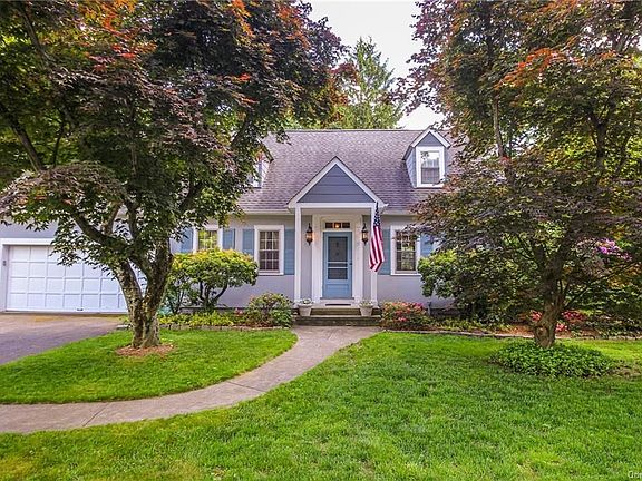 2nd image of 14 Orchard Ln