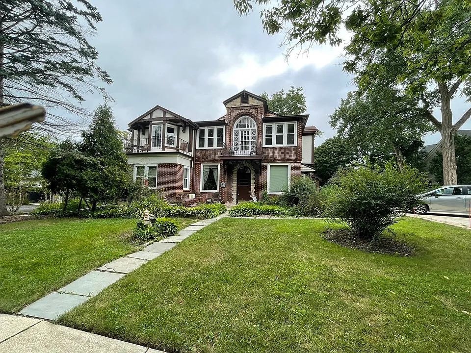 1155 N Saint Johns Ave #F