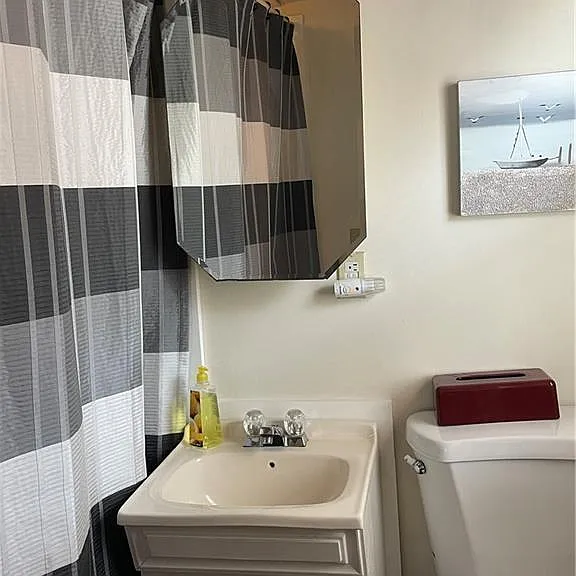 39 Pepperidge Ave — Photo 18