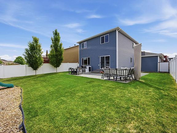 4th image of 5537 38th Ave S