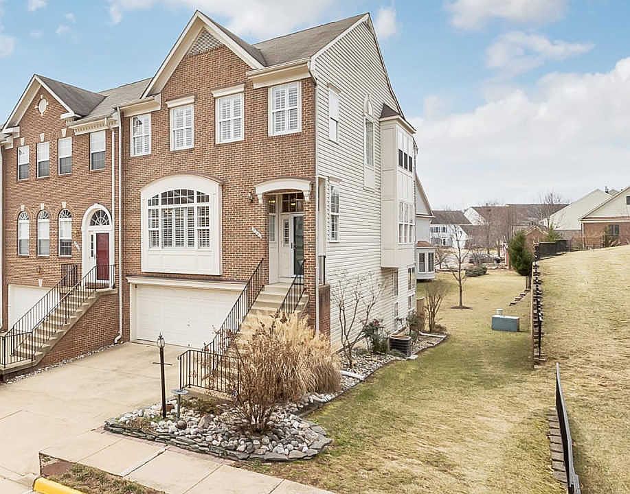 1st image of 5240 Cozy Glen Ln