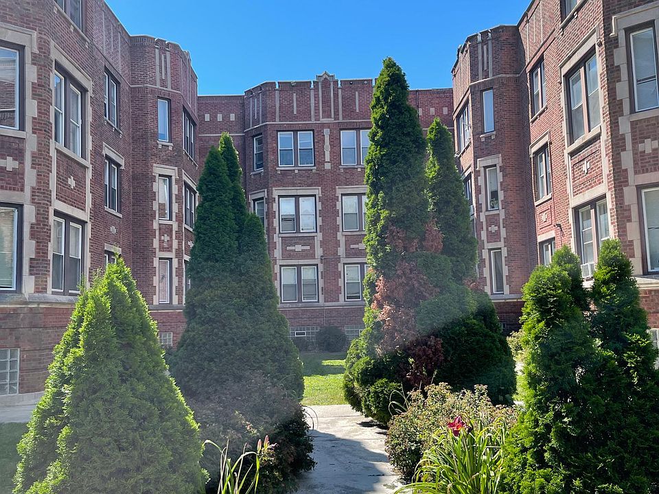 1st image of 7528 S Colfax Ave APT 3B