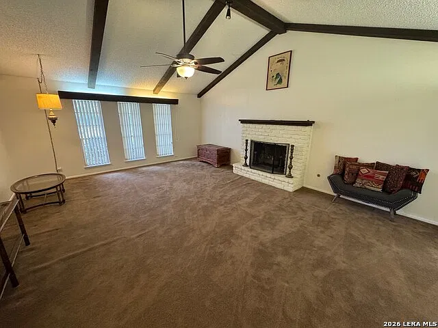 3 bed, 2.0 bath, 2049 sqft, $1,895 — Photo 3