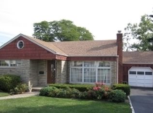 54 Notch Rd, Clifton, NJ 07013