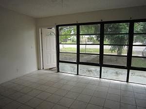 3rd image of 5964 Seminole Dr