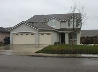 726 Skimmer Dr, Patterson, CA 95363