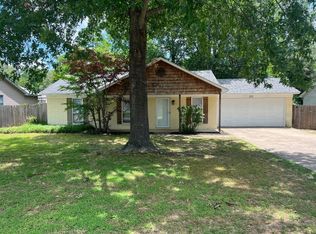1011 Green Valley Dr, Bryant, AR 72022