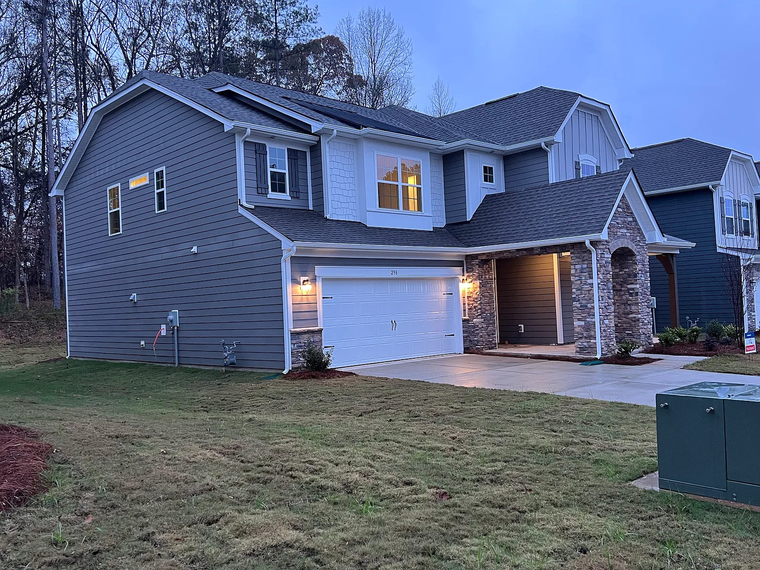 4 bed, 3.5 bath, 2946 sqft, $2,550 — Photo 2