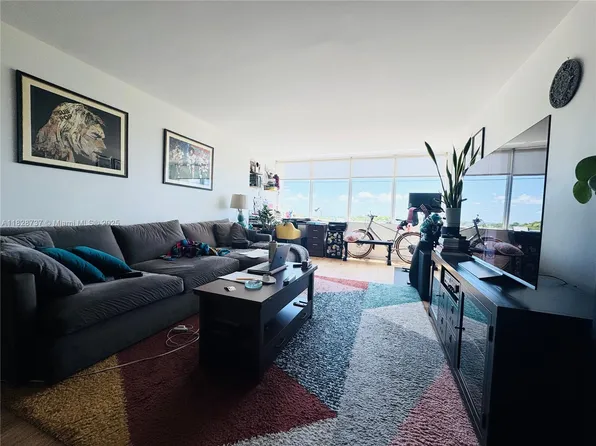 8233 Harding Ave APT 603, Miami Beach, FL 33141