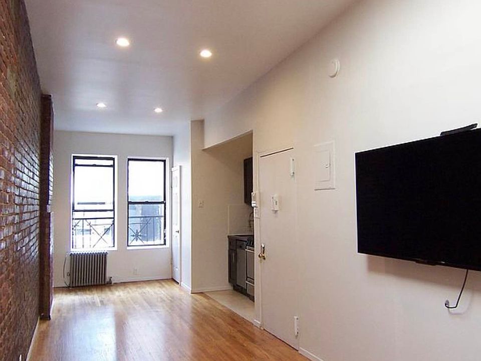 1st image of 442 W 45th St APT 5E