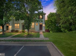 9348 China Grove Ct, Manassas, VA 20110