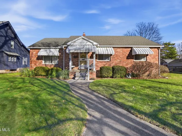 333 W 7th St, Perrysburg, OH 43551