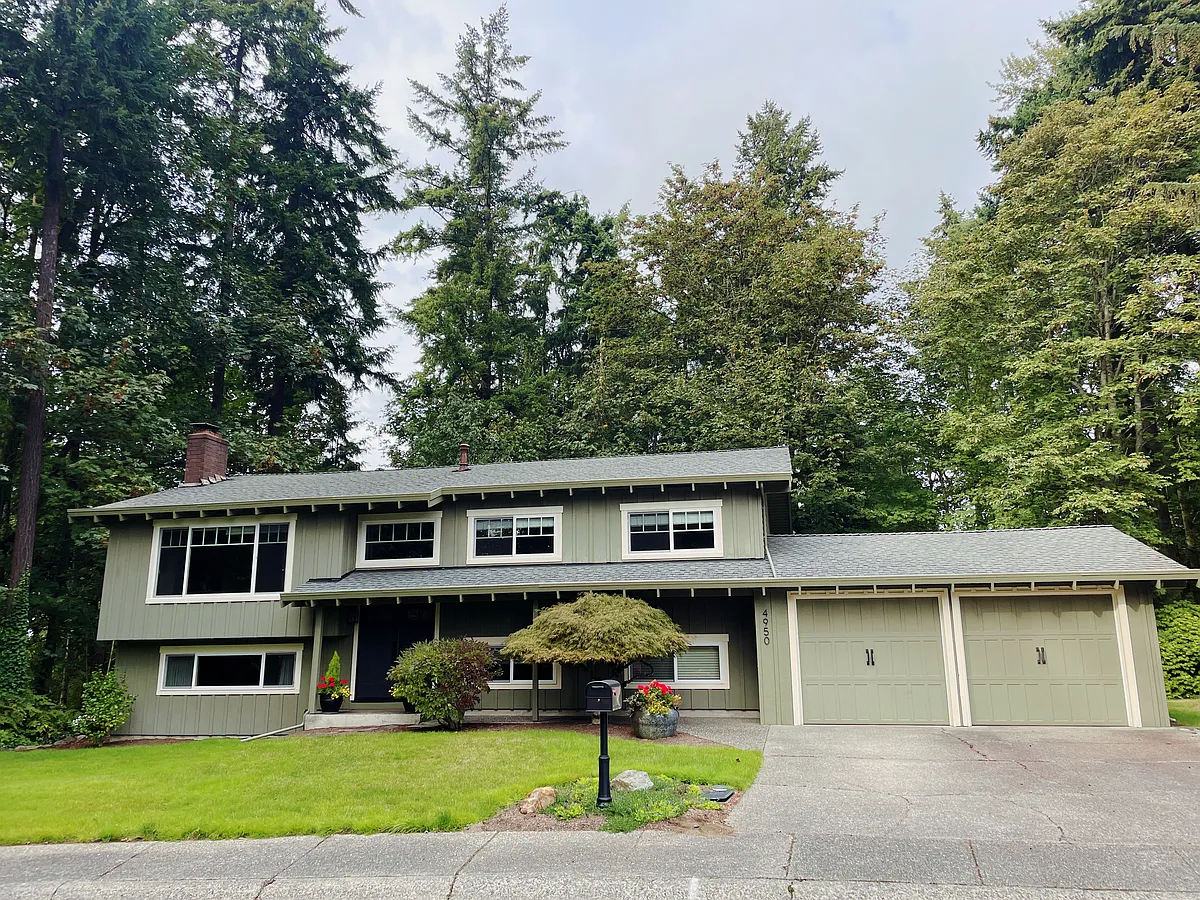 Building Photo - 4950 120th Ave SE
