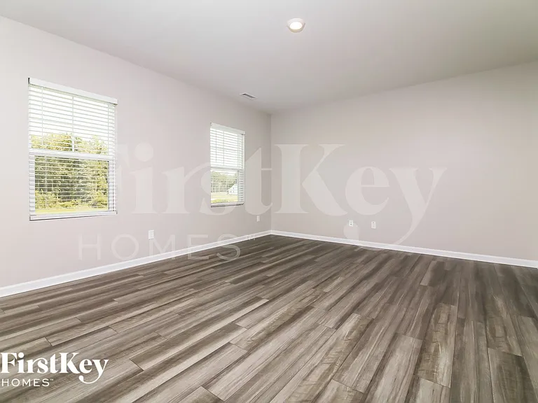 210 Soy Bean Ln — Photo 3