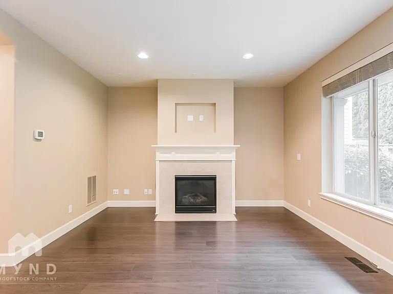 16765 NW Vetter Dr — Photo 5