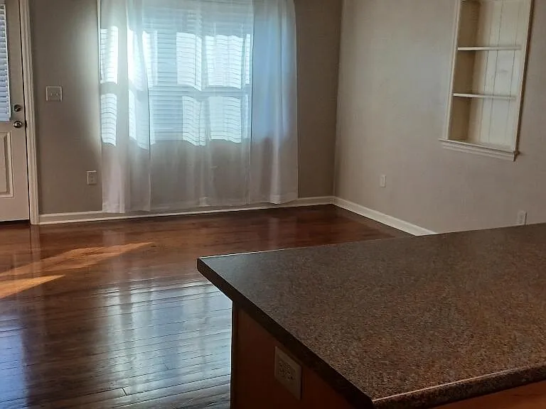 7673 Bent Mountain Rd — Photo 6