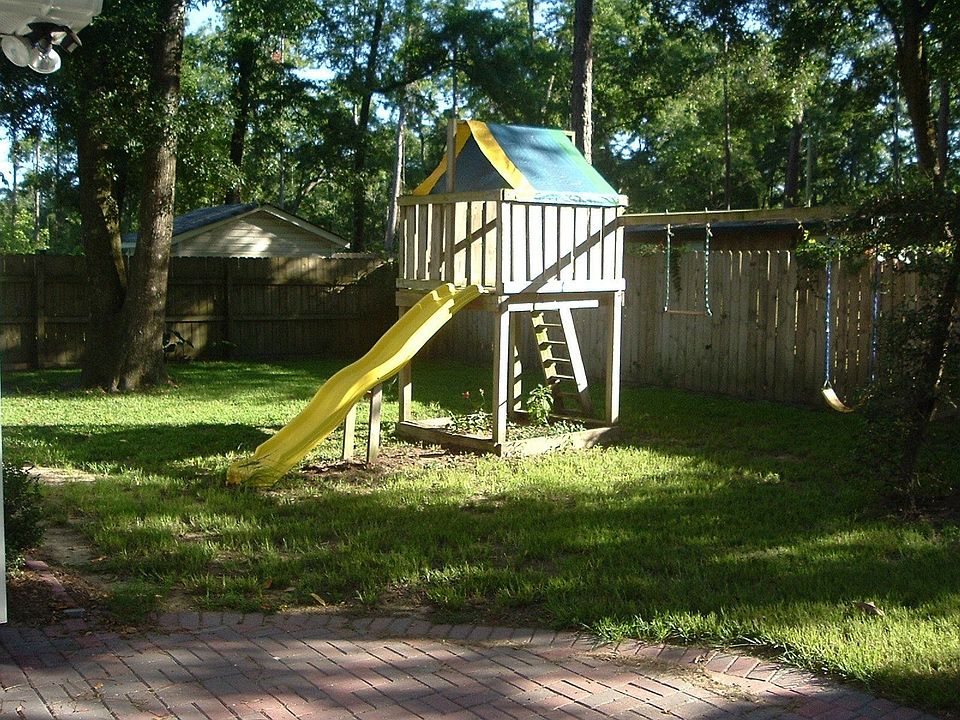 2nd image of 32 E J Stringer Rd