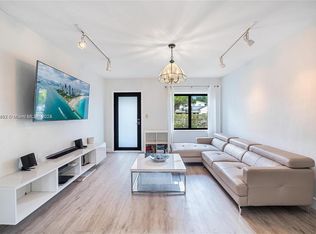 2520 SW 20th St, Miami, FL 33145