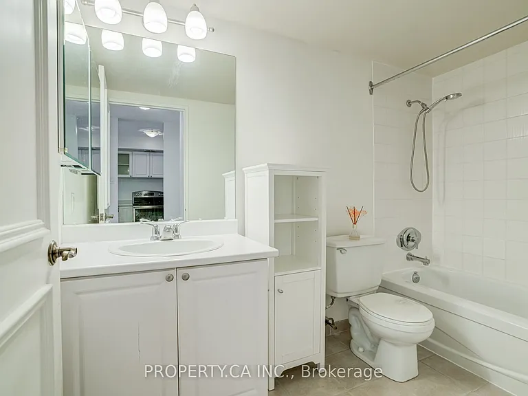 92 King St E #1703 — Photo 10