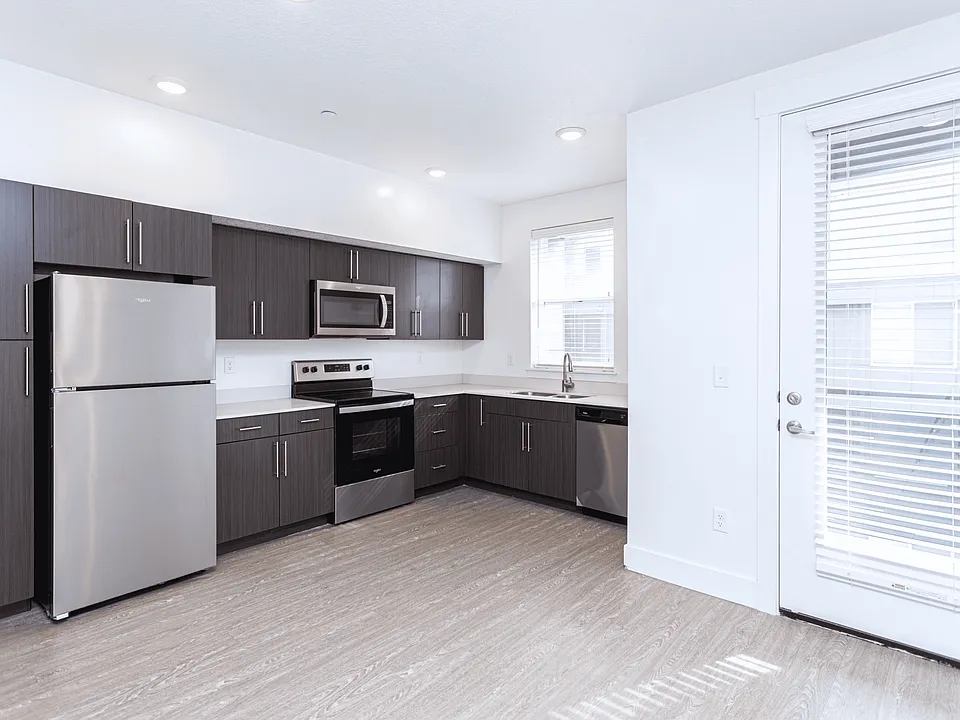 Union Midvale Apartments