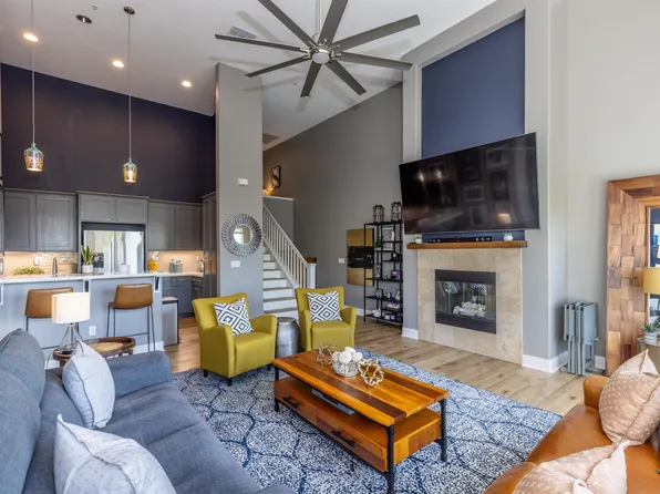 228 1st St, Benicia, CA 94510