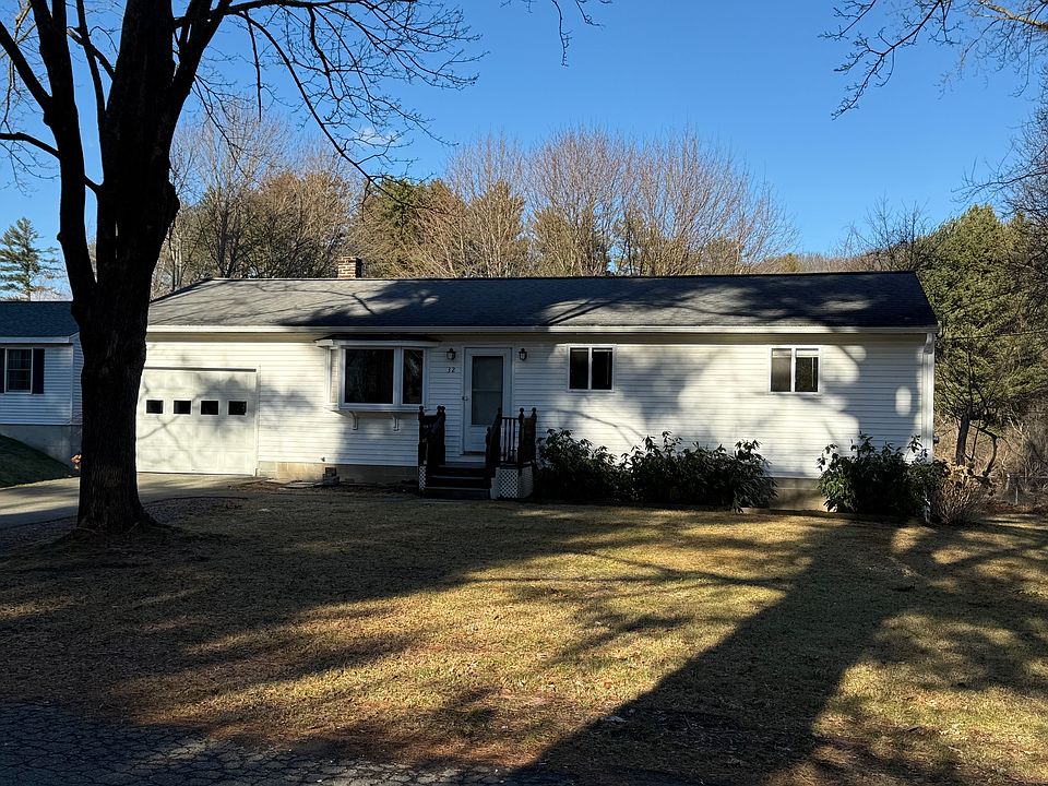 1st image of 32 Lindbergh Ave #32
