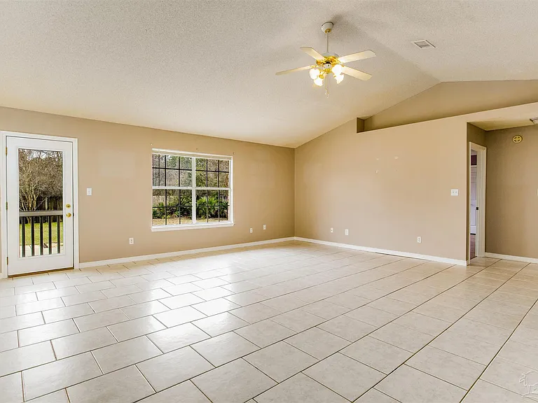 1545 Kitty Hawk Dr — Photo 7