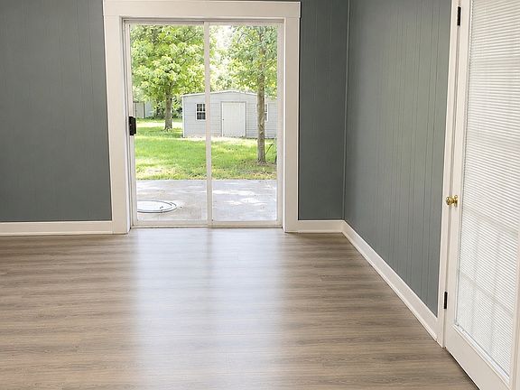 2nd image of 514 Speedway Ave